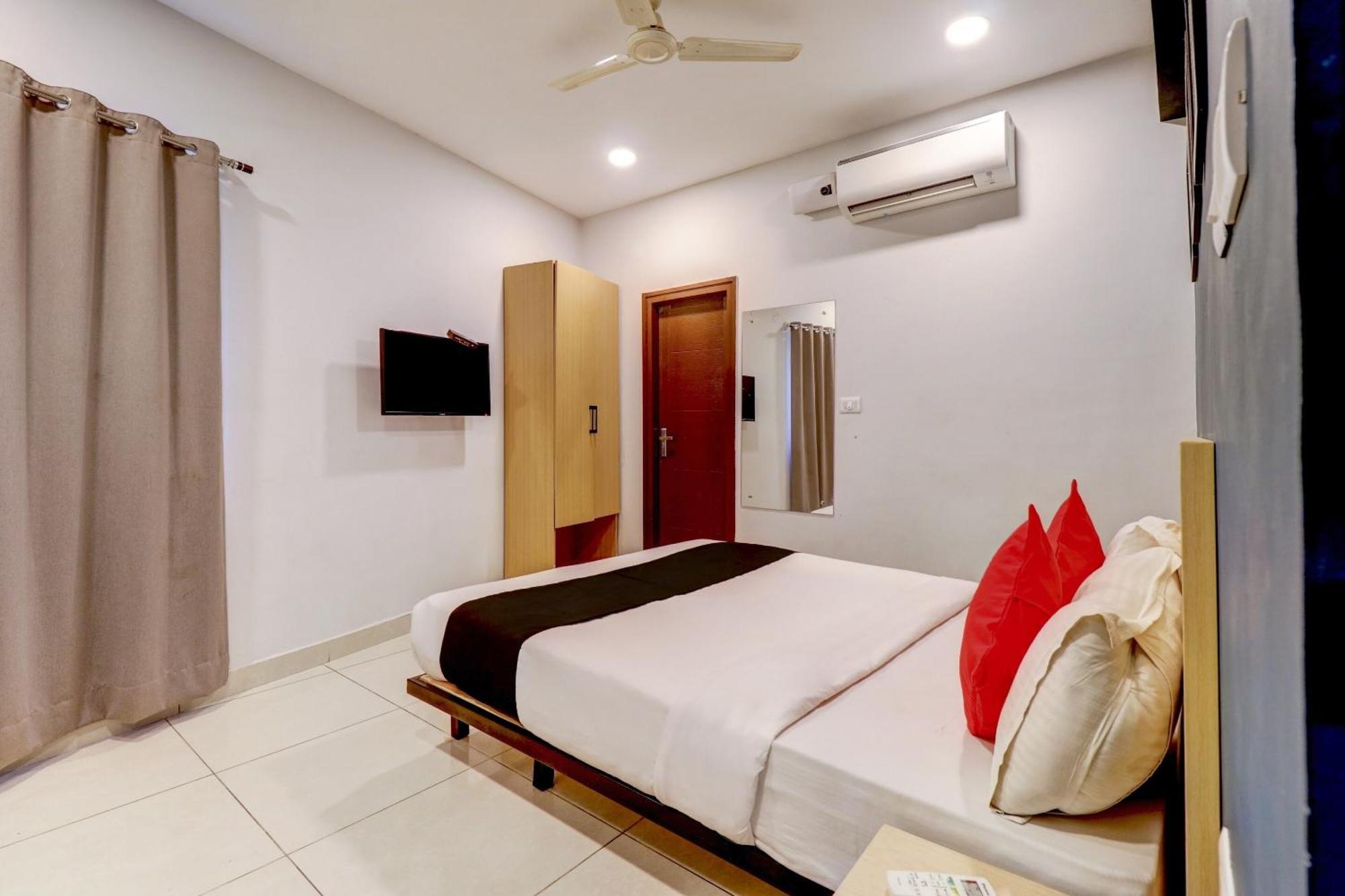Silver Suites Bangalore Eksteriør bilde